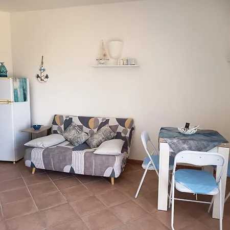 Appartamento Angela House Lu Bagnu